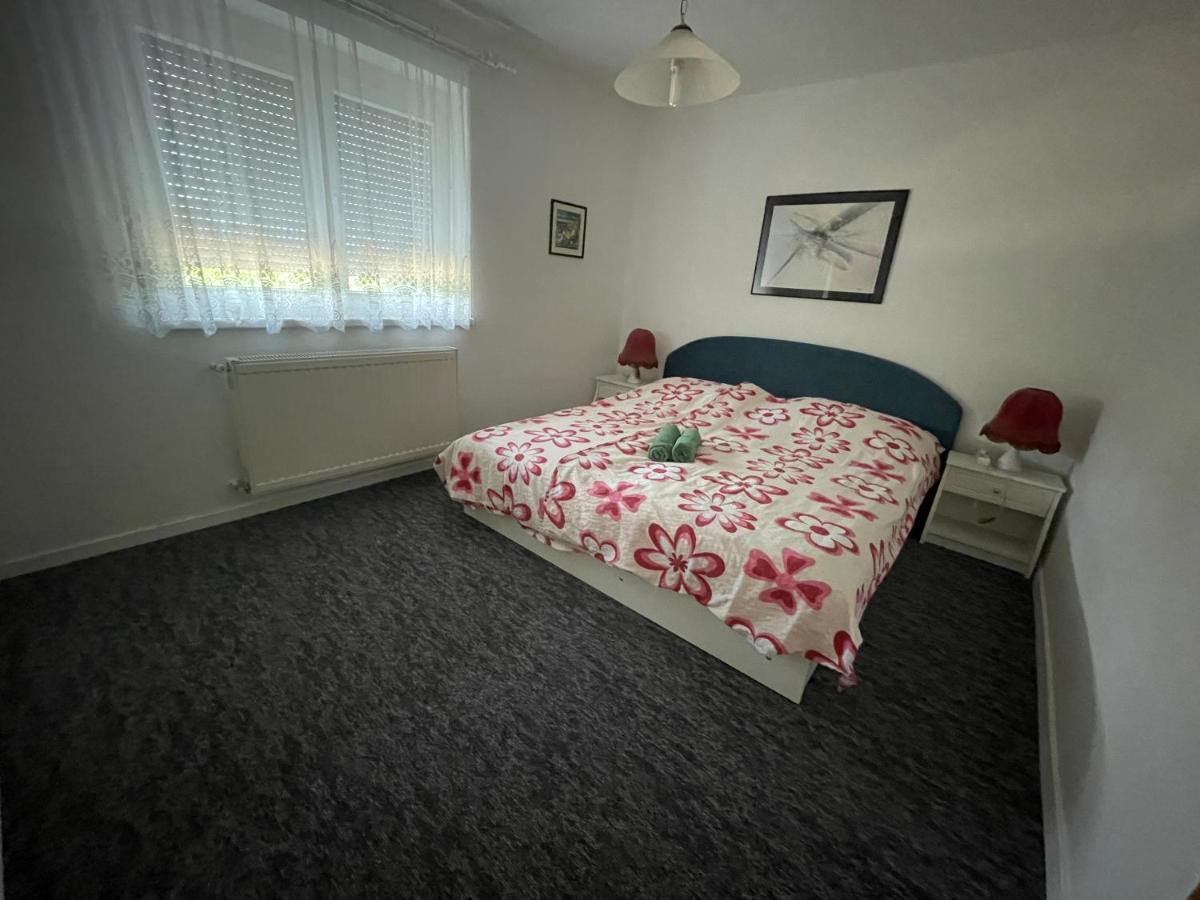 Frankie Holiday Apartment Iii. บาลาตองโยรอค ภายนอก รูปภาพ